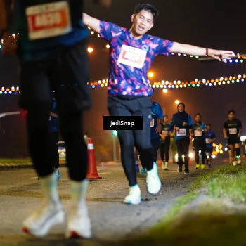 Runner Photo 4418349