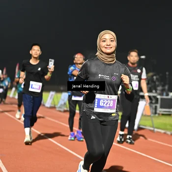 Runner Photo 4418373