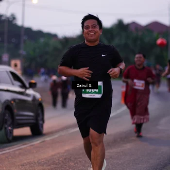 Runner Photo 4418393