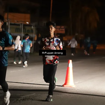 Runner Photo 4418397