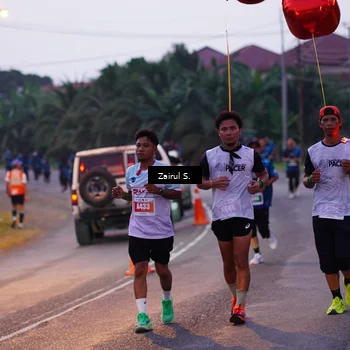 Runner Photo 4418469