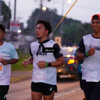Runner Photo 4418480