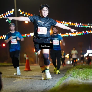 Runner Photo 4418488