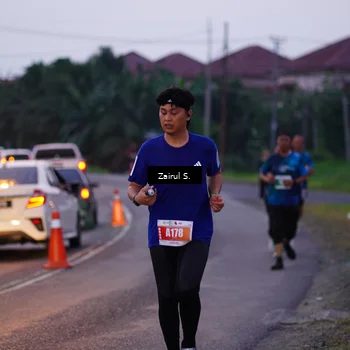 Runner Photo 4418605