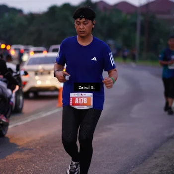 Runner Photo 4418619