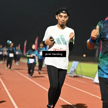 Runner Photo 4418621