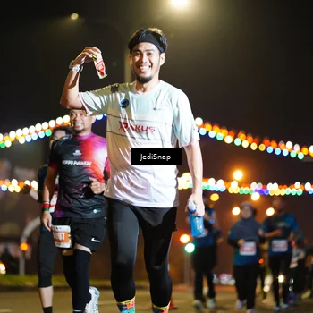 Runner Photo 4418704