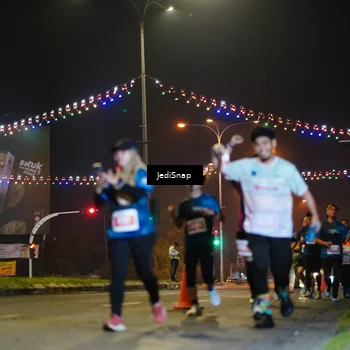 Runner Photo 4418755