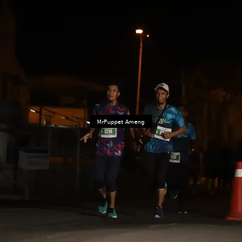 Runner Photo 4418815