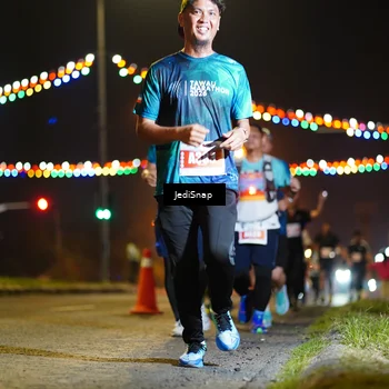 Runner Photo 4418844