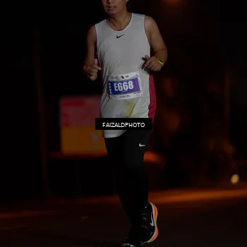 Runner Photo 4418975