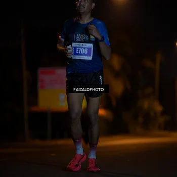 Runner Photo 4419051