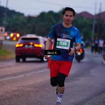 Runner Photo 4419077