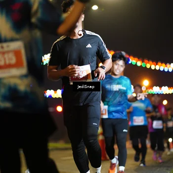 Runner Photo 4419172
