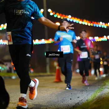 Runner Photo 4419189