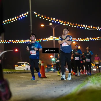 Runner Photo 4419254