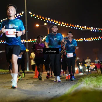 Runner Photo 4419349