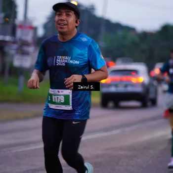 Runner Photo 4419356