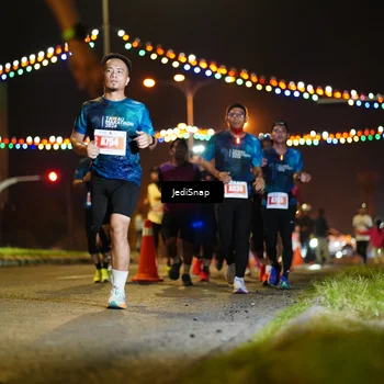 Runner Photo 4419418