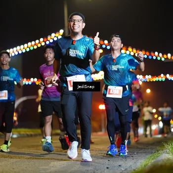 Runner Photo 4419425