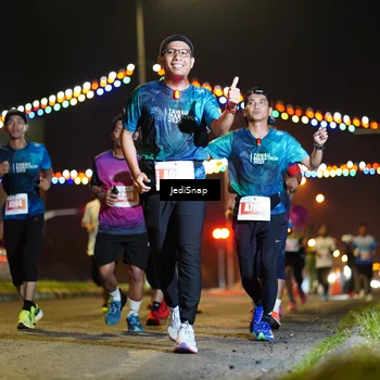 Runner Photo 4419435