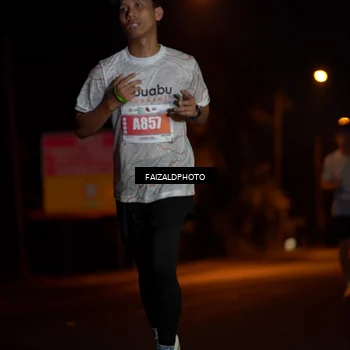 Runner Photo 4419464