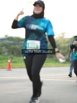 Runner Photo 4419471