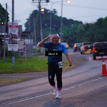 Runner Photo 4419536