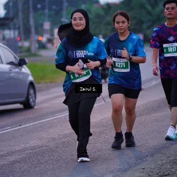 Runner Photo 4419675