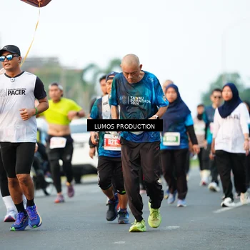 Runner Photo 4419688