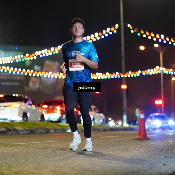 Runner Photo 4419705