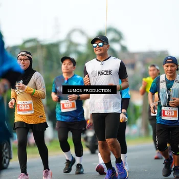 Runner Photo 4419717