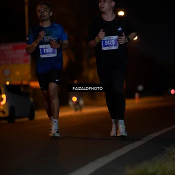 Runner Photo 4419773