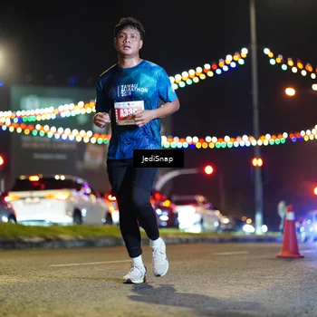 Runner Photo 4419794