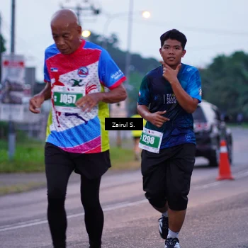 Runner Photo 4419865