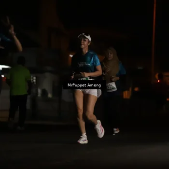 Runner Photo 4419875