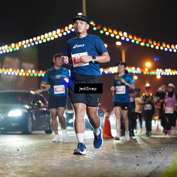 Runner Photo 4419963