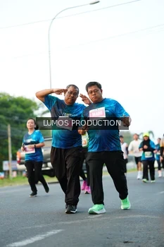 Runner Photo 4420055