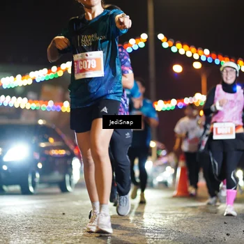 Runner Photo 4420075