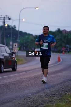 Runner Photo 4420114