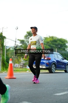 Runner Photo 4420173
