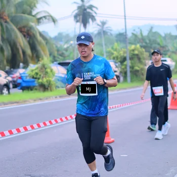 Runner Photo 4420344