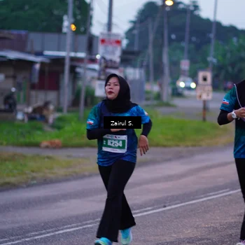 Runner Photo 4420357