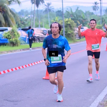 Runner Photo 4420398