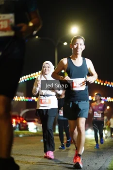 Runner Photo 4420419