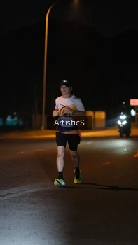 Runner Photo 4420423