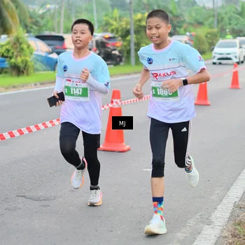 Runner Photo 4420432
