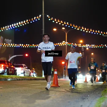 Runner Photo 4420454