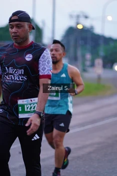 Runner Photo 4420538