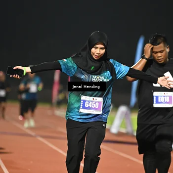 Runner Photo 4420543